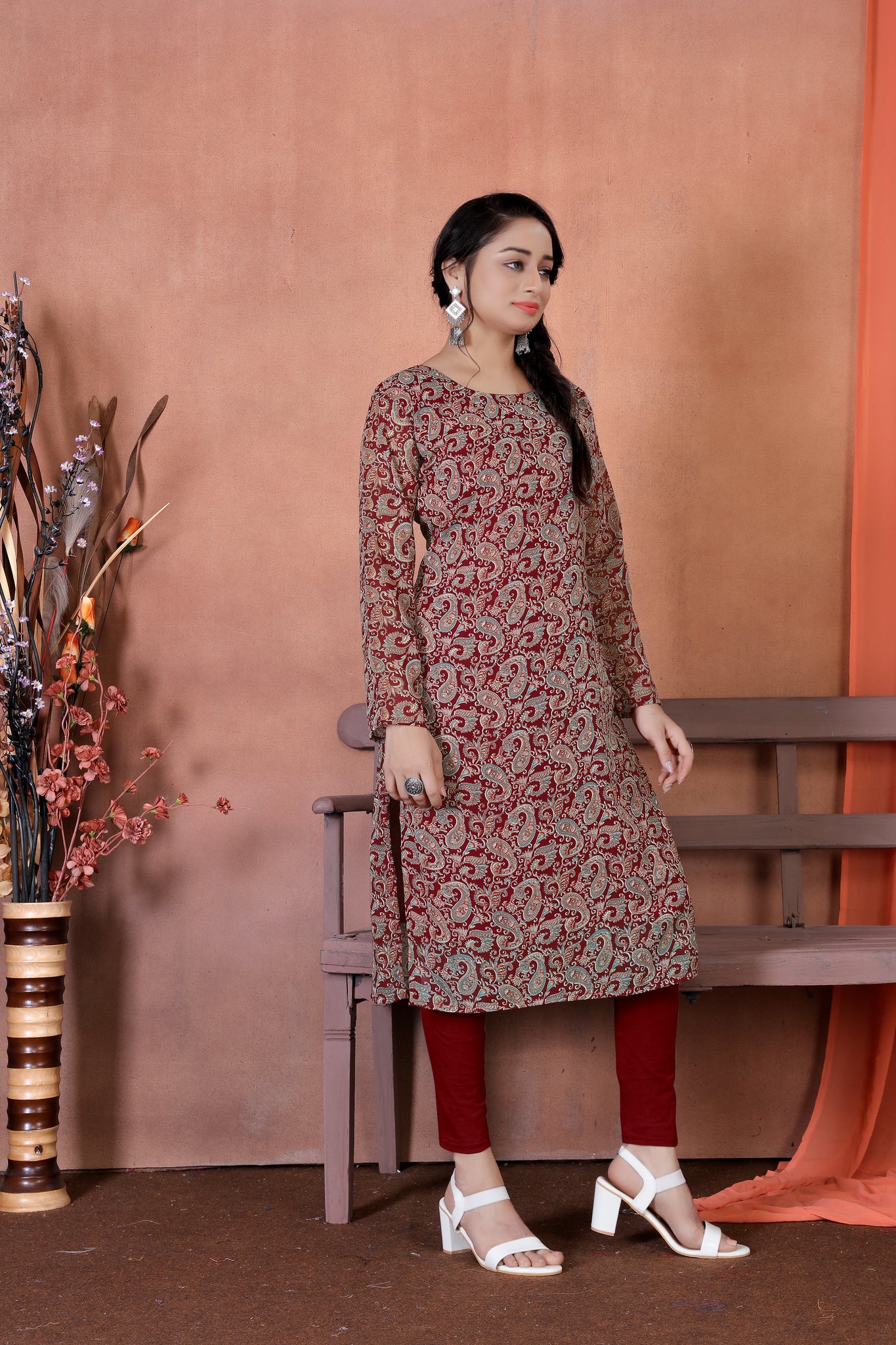 Yagnik Fashion Women's Floral Round Maroon Kurtis & Kurtas