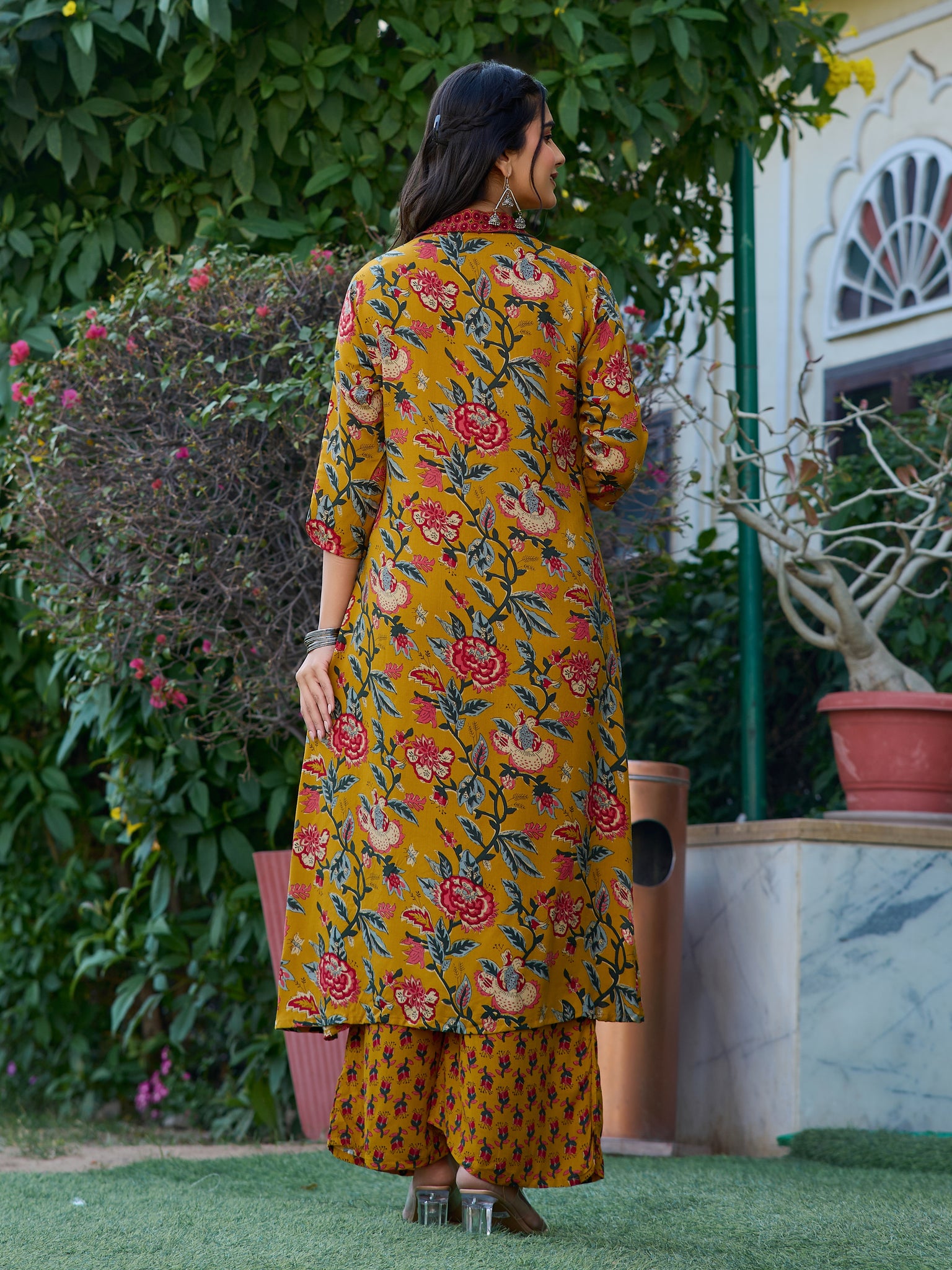 YAGNIK FASHION Women Viscose Rayon Kurta Sets - Yagnik Fashion