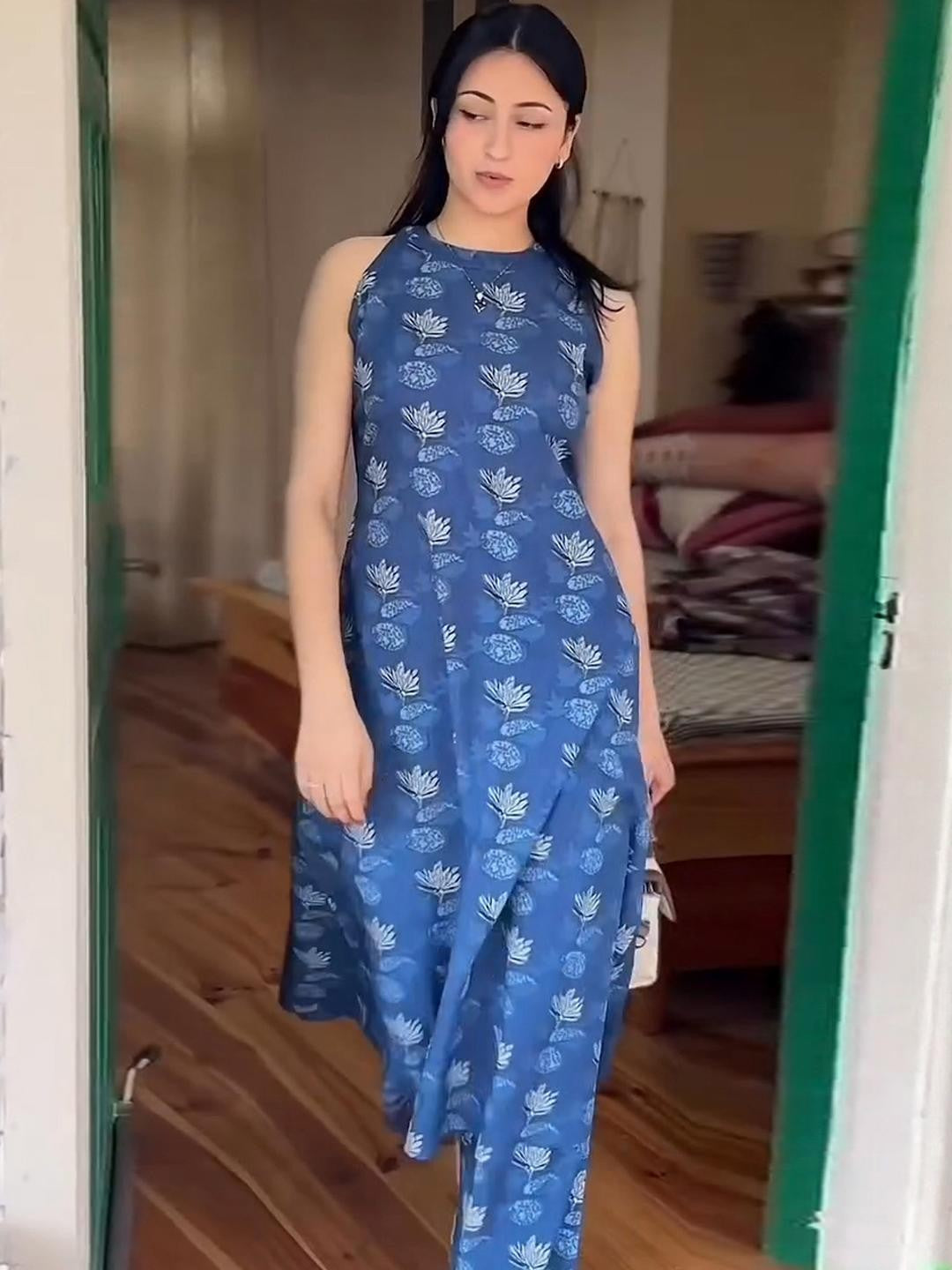 YAGNIK FASHION Ethnic Motifs Printed Mandarin Collar A-Line Kurta With Trouser - Yagnik Fashion