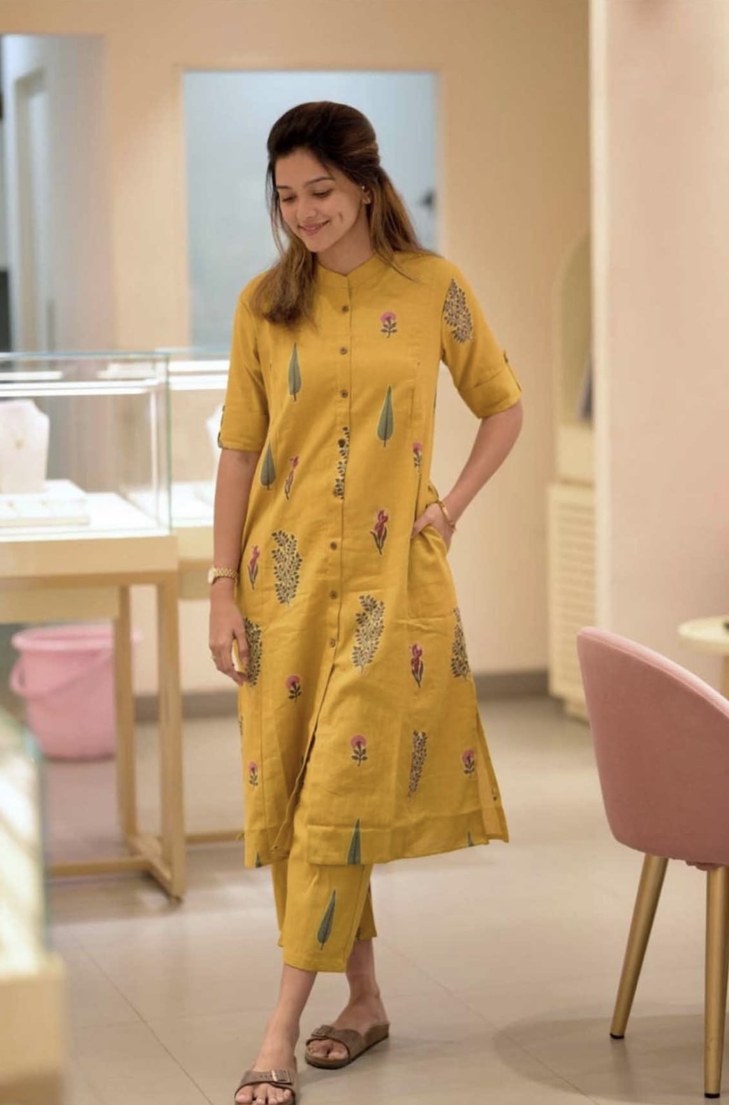 YAGNIK FASHION Floral Printed Mandarin Collar A-Line Kurta With Trousers - Yagnik Fashion