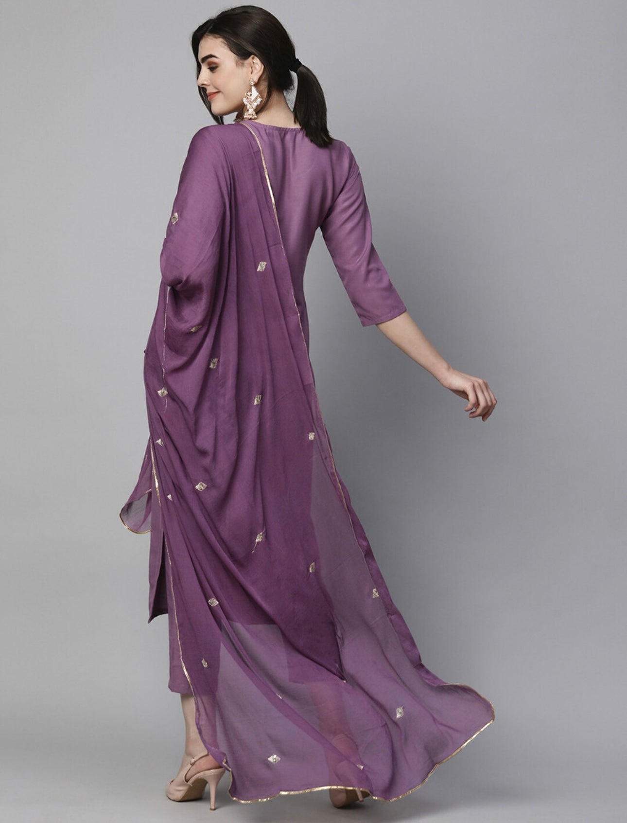 Women Ethnic Motifs Embroidered Regular Thread Work Kurta with Trousers & With Dupatta - Yagnik Fashion