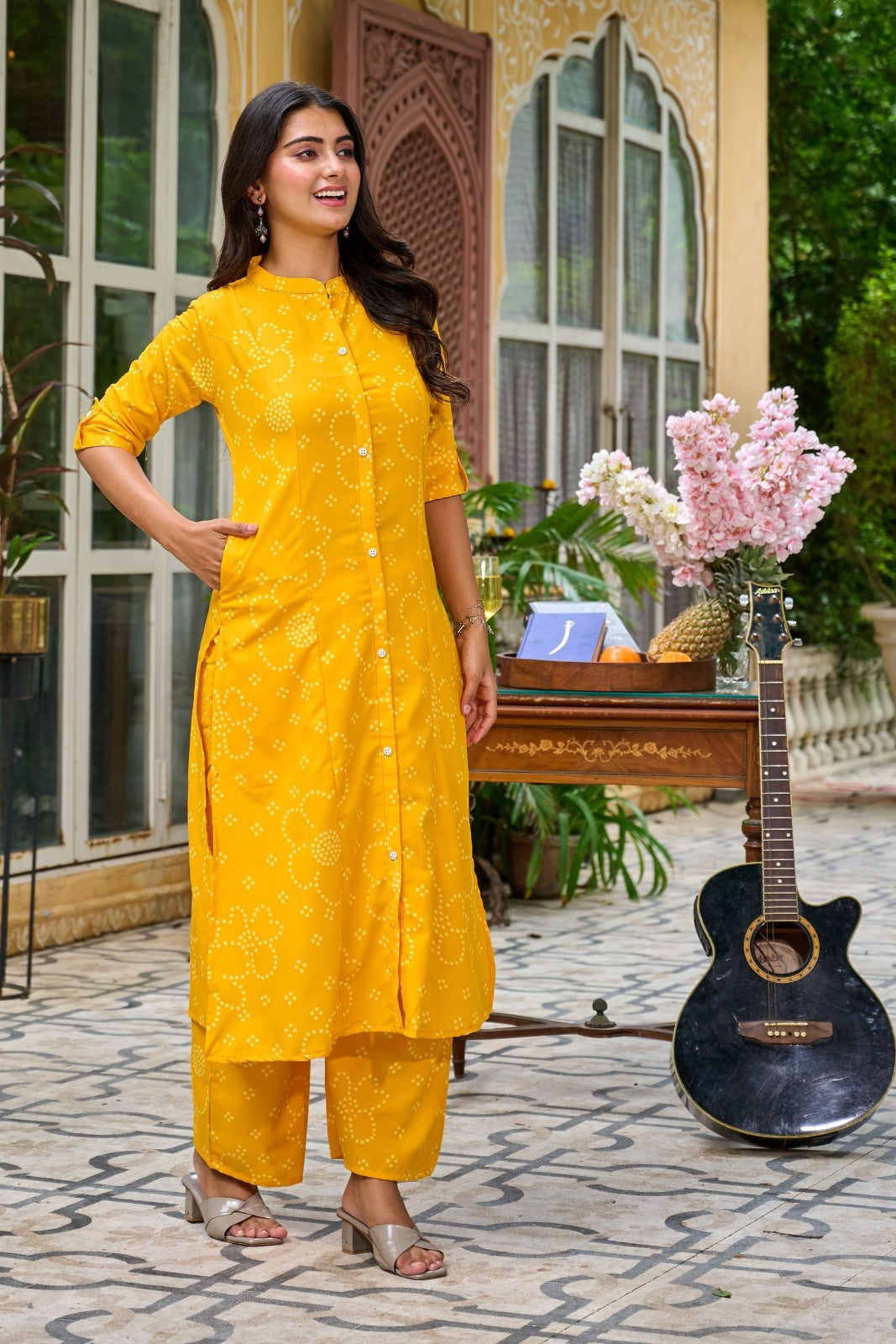 YAGNIK FASHION Floral Printed Mandarin Collar A-Line Kurta With Trousers