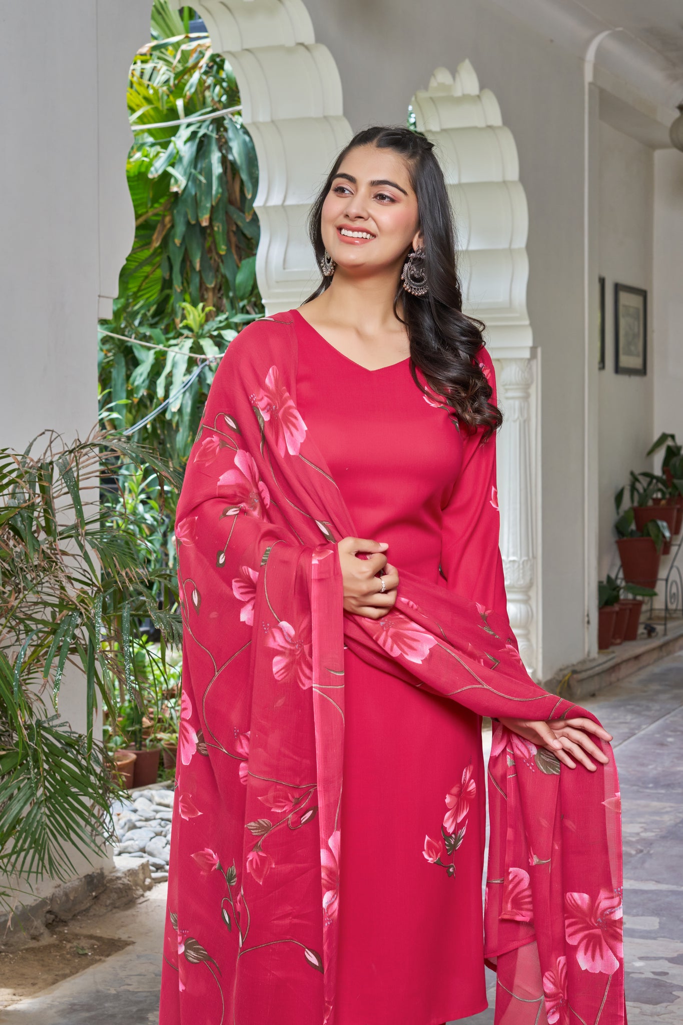 YAGNIK FASHION Women Floral Printed Regular Kurta with Trousers & With Dupatta - Yagnik Fashion
