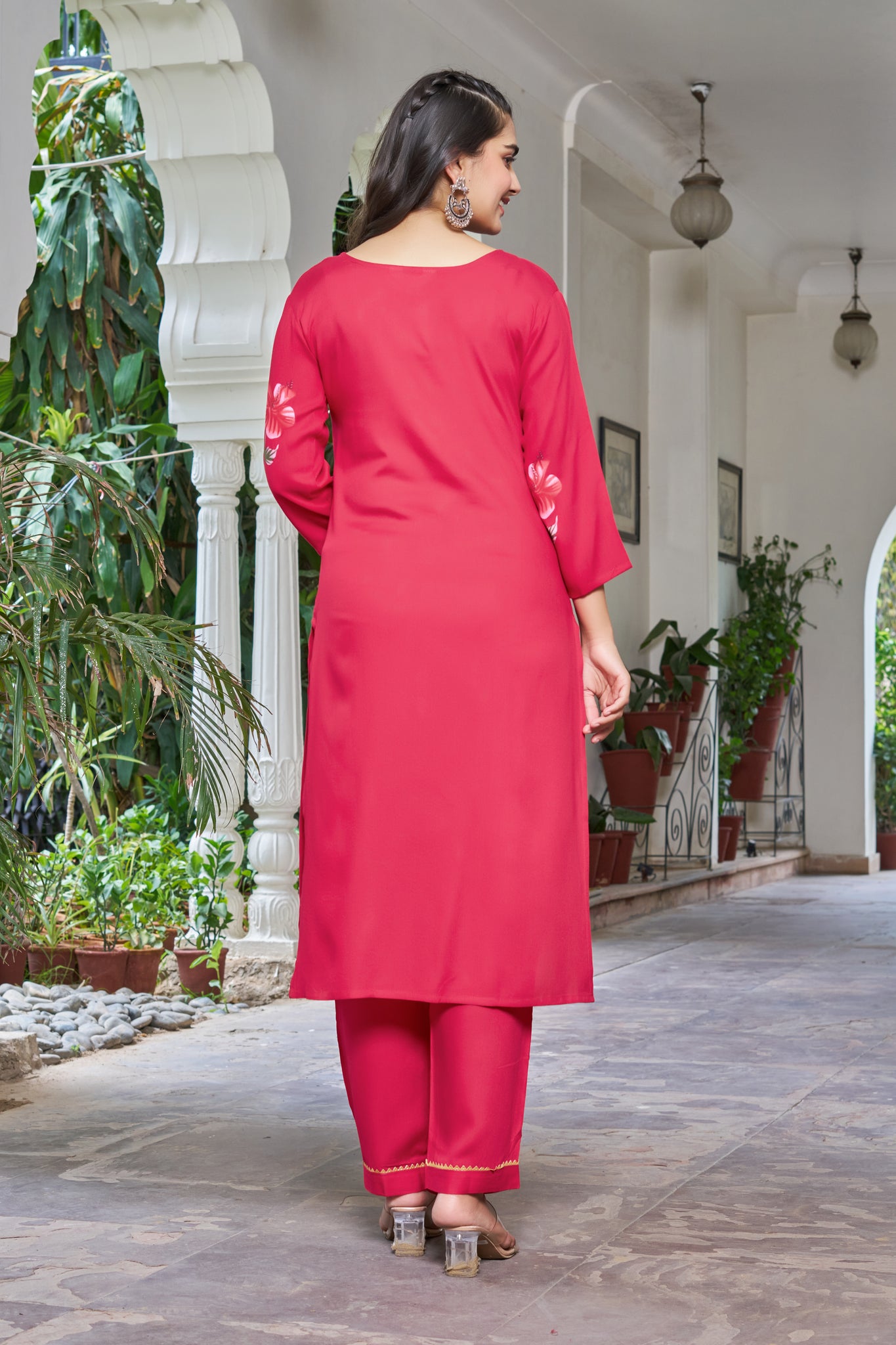 YAGNIK FASHION Women Floral Printed Regular Kurta with Trousers & With Dupatta - Yagnik Fashion