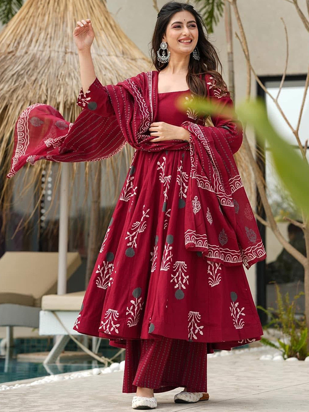 YAGNIK FASHION GIYANA Floral Printed Round-Neck Anarkali Kurta With Palazzos & Dupatta