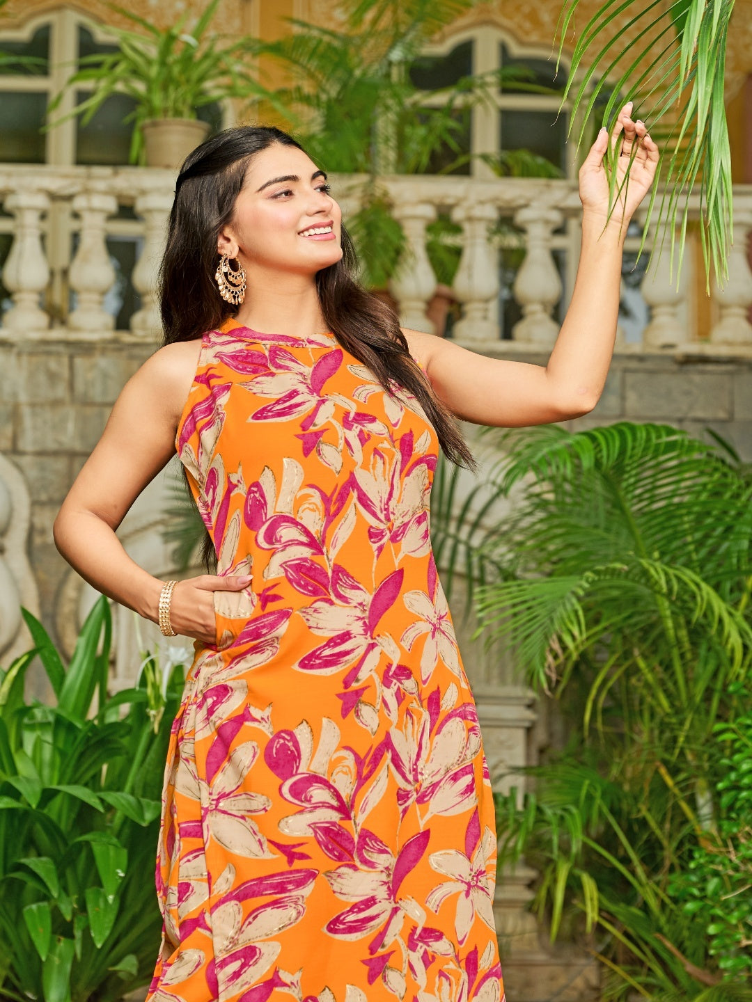 YAGNIK FASHION Women Floral Printed Mandarin Collar Regular Kurta with Trousers - Yagnik Fashion