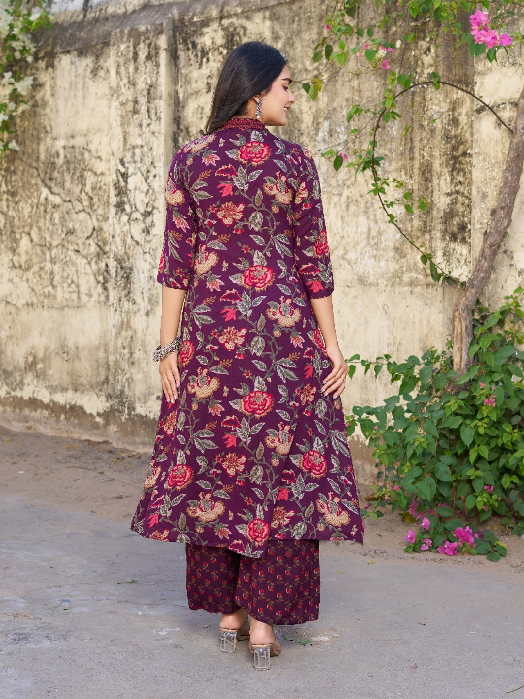 YAGNIK FASHION PRINTED V-NECK DUPATTA SET - Yagnik Fashion