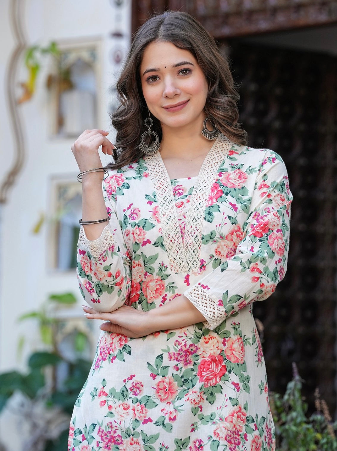 YAGNIK FASHION Women White Viscose Rayon Kurta Sets - Yagnik Fashion