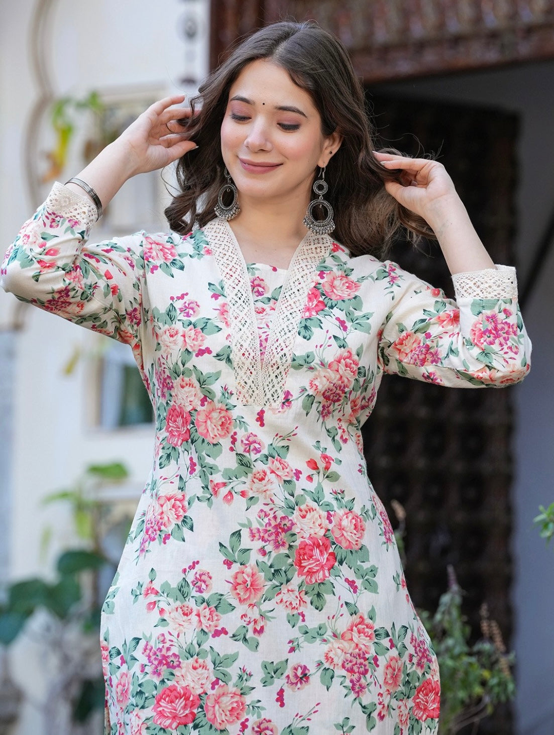 YAGNIK FASHION Women White Viscose Rayon Kurta Sets - Yagnik Fashion
