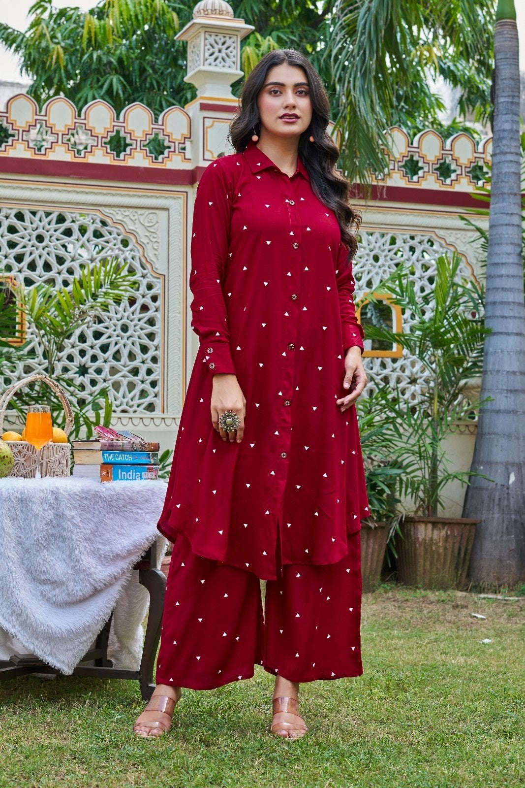 YAGNIK FASHION Women Floral Printed Mandarin Collar Regular Kurta with Trousers