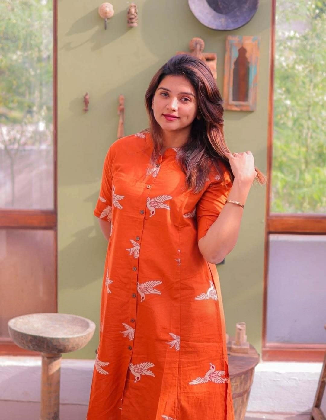 YAGNIK FASHION Women kabutar Printed Mandarin Collar Regular Kurta with Trousers