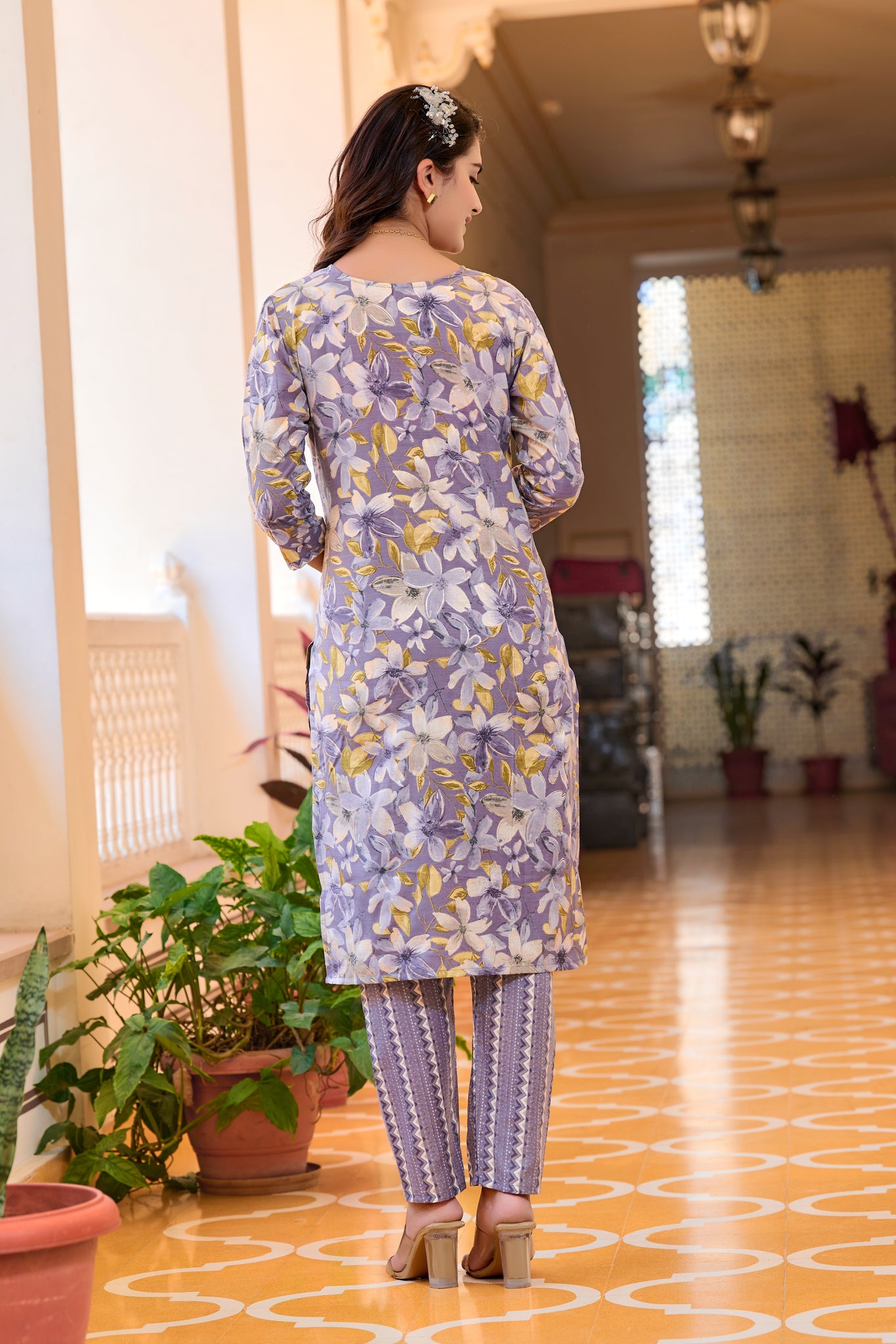 Yagnik Fashion Ethnic Motifs Printed V-Neck Pure Cotton Kurta with Pants