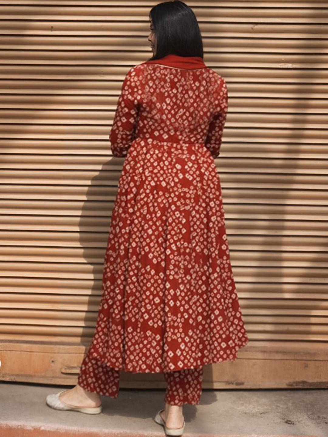 YAGNIK FASHION ACACIO  Printed V-Neck Pleated Anarkali Kurta With Palazzos & Dupatta