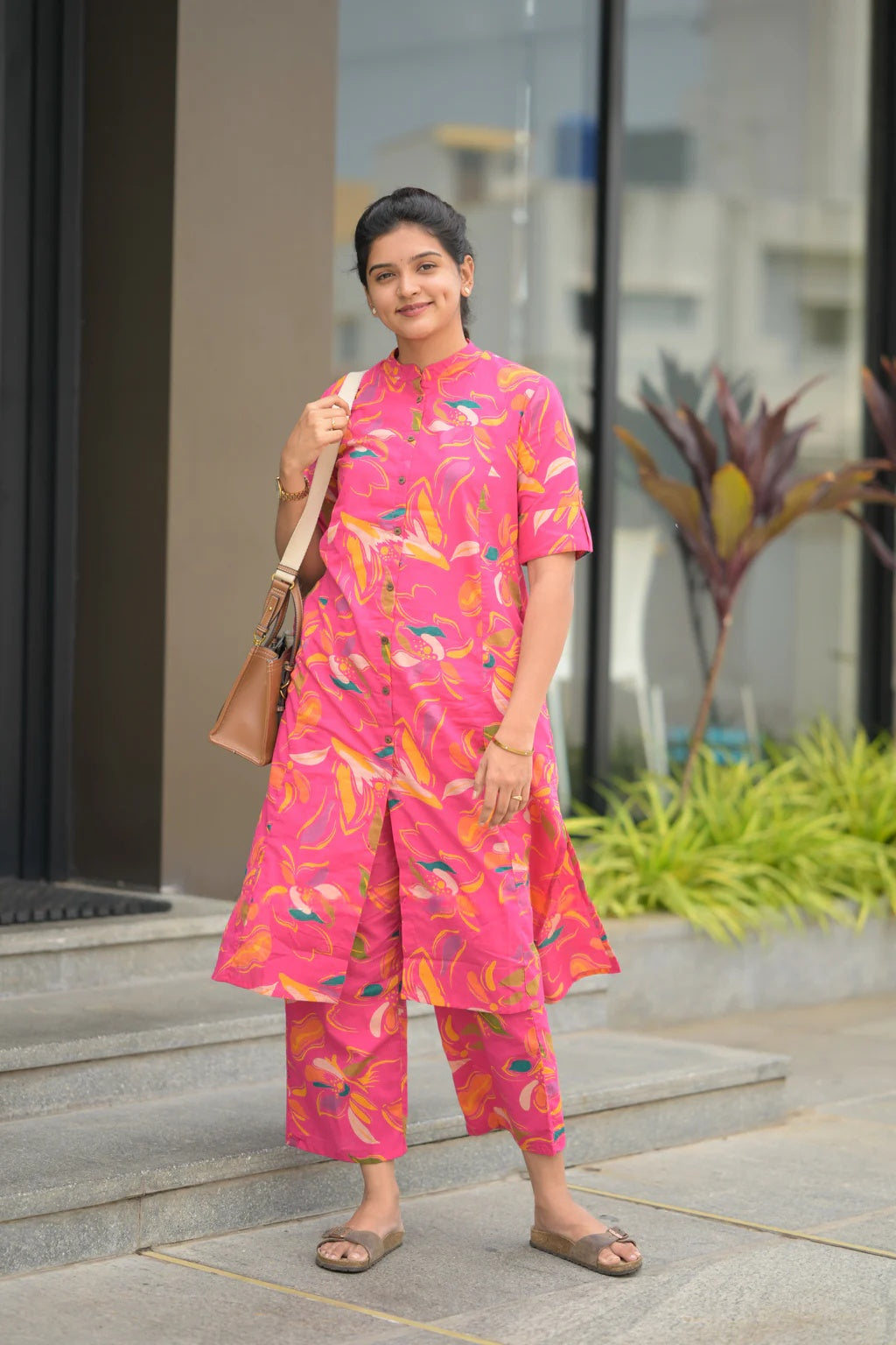 YAGNIK FASHION Women Floral Printed Regular Kurta Set - Yagnik Fashion
